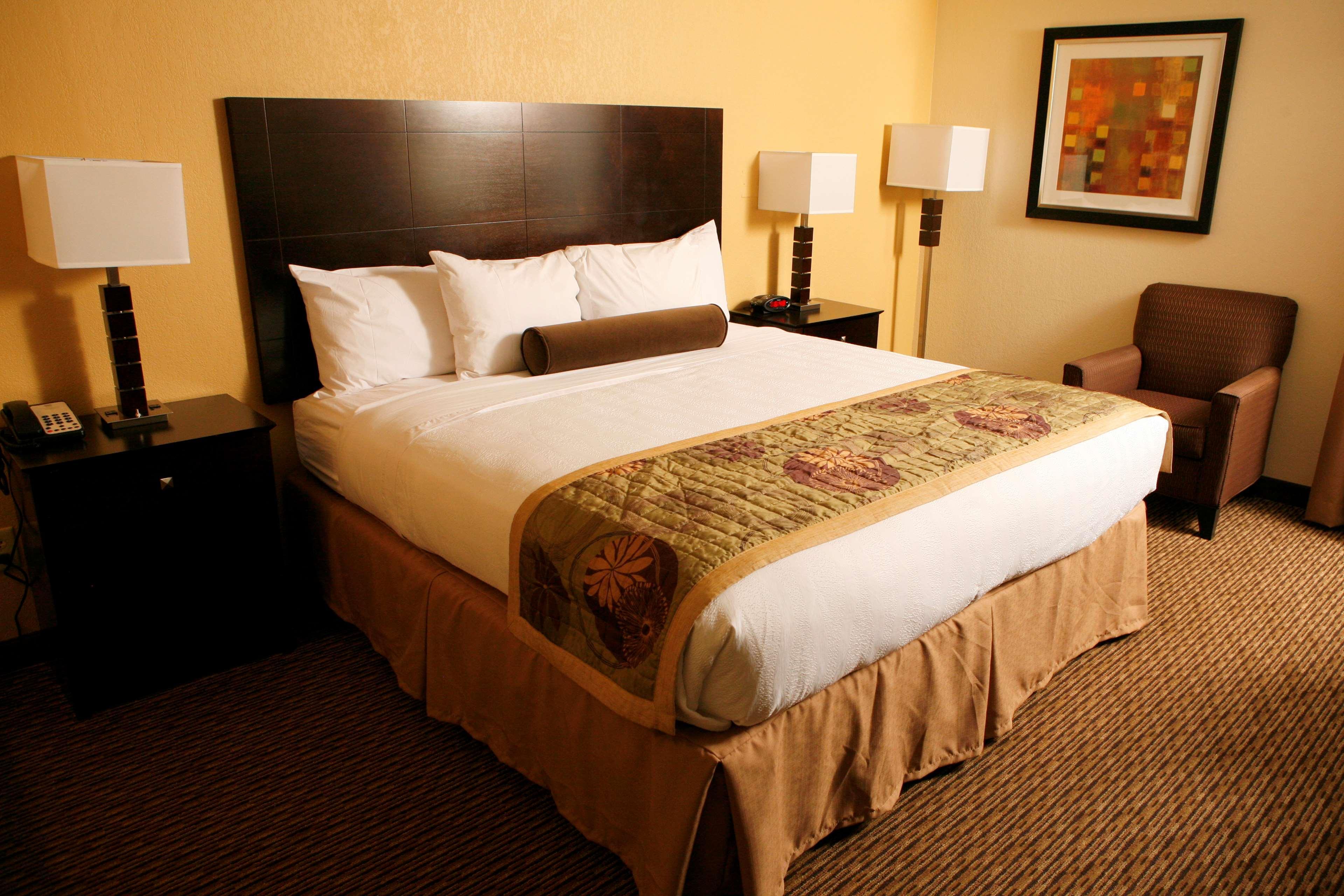 Best Western Plus Голдсбъро Екстериор снимка