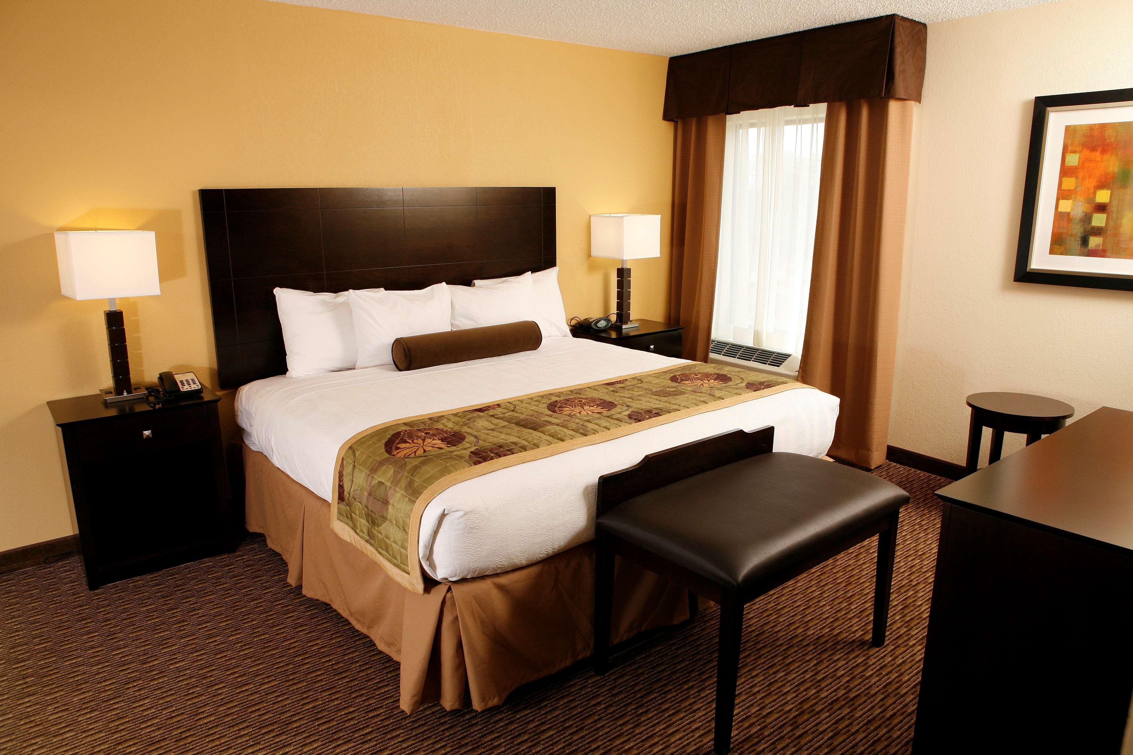 Best Western Plus Голдсбъро Екстериор снимка